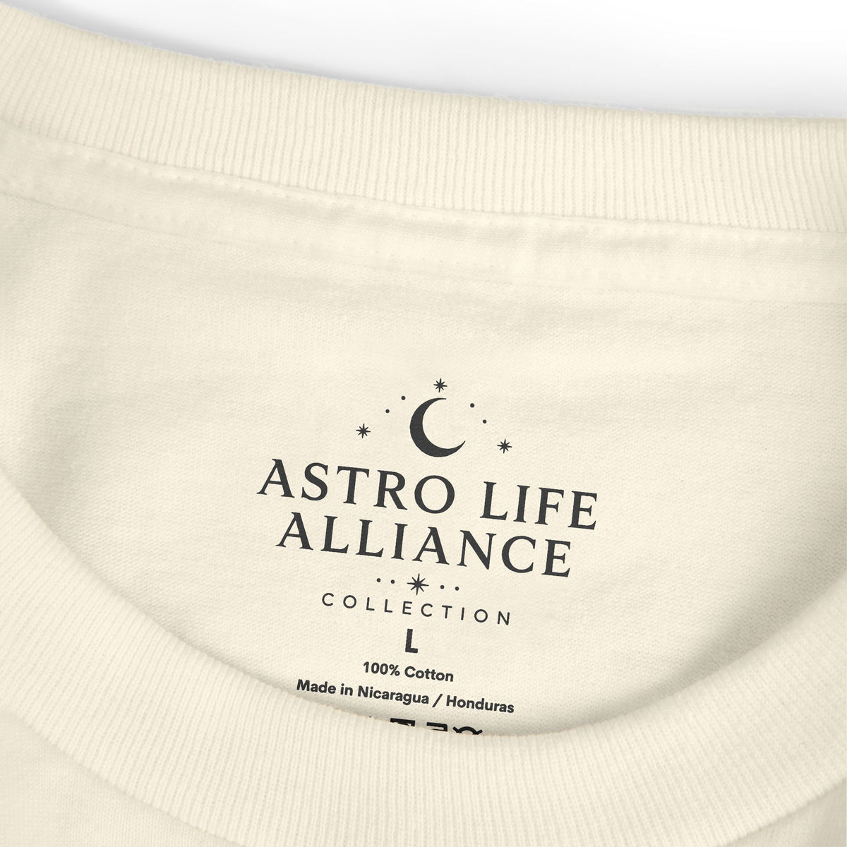 04 Cat — Illustrated Tee — Faded Cream — English